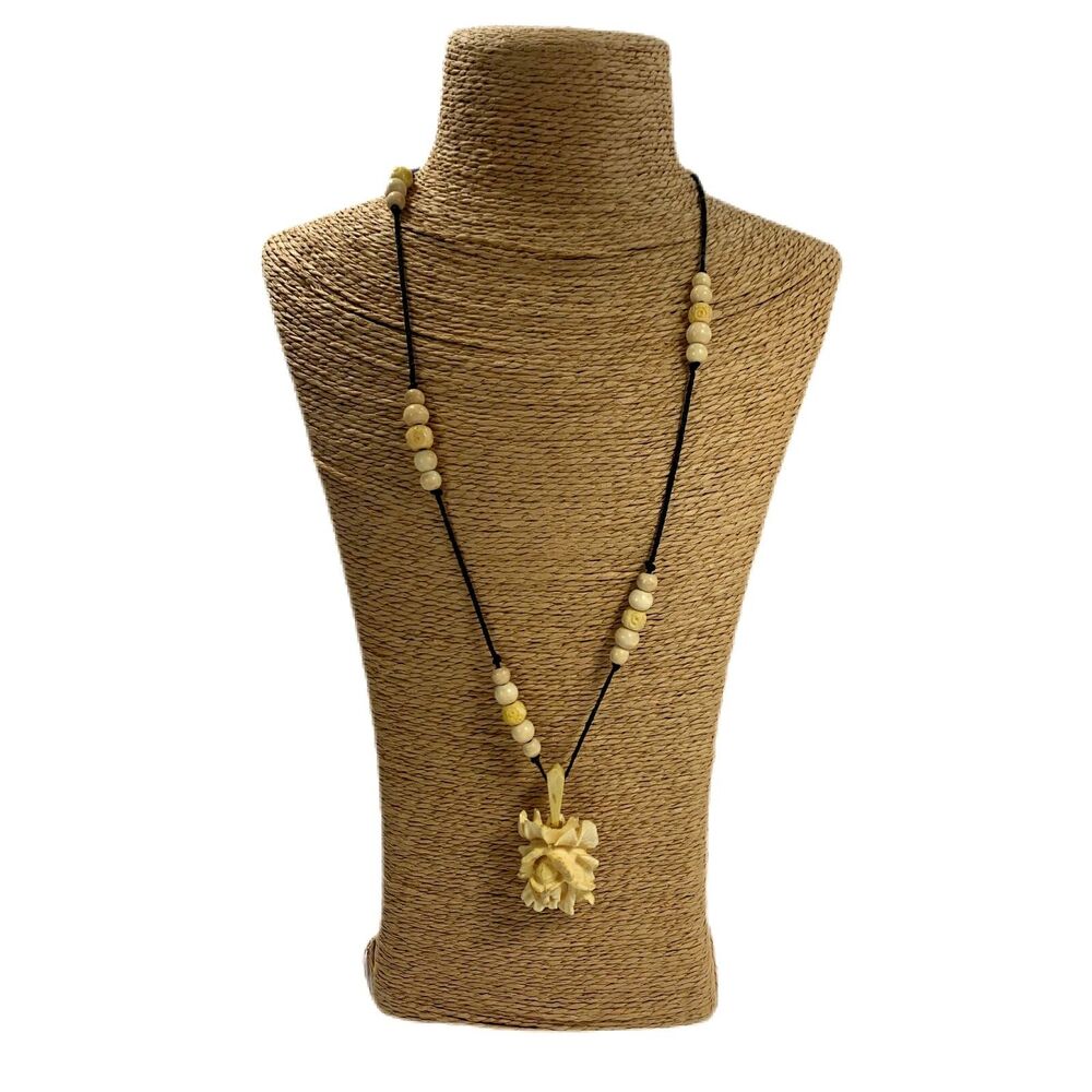 Victorian Carved Boho Pendant Necklace Antique Cottage Coquette Dainty Indie
